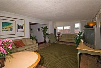 Desert Inn Resort Hotel And Suites 代托纳海滩 外观 照片